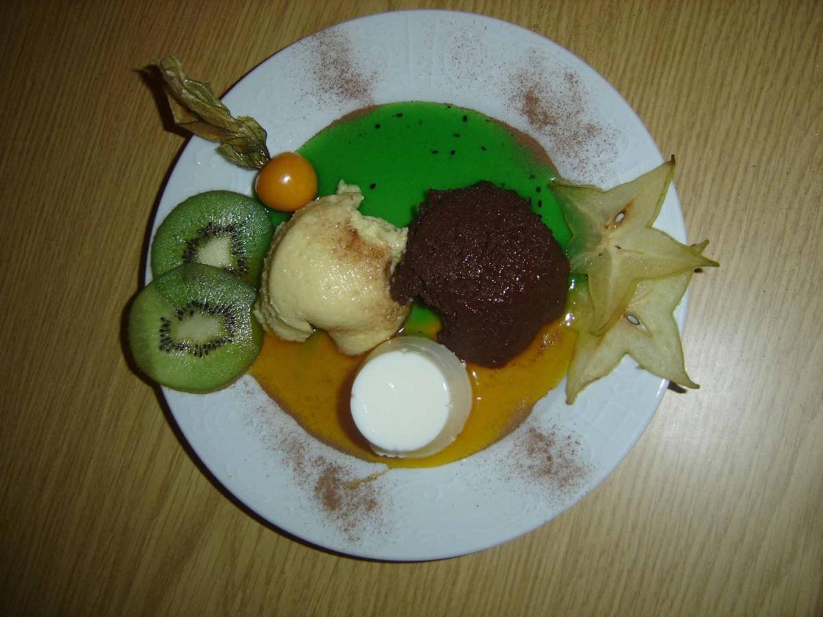 Ehrenberg  Rhoener Landhotel Haus Zur Wasserkuppe מראה חיצוני תמונה